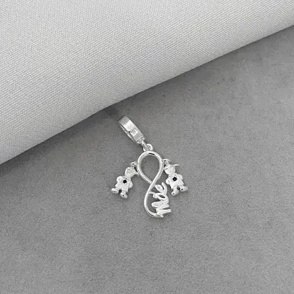 Berloque Infinito Mãe e Dois Filhos Prata 925